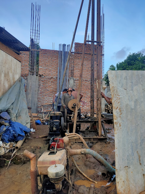 Pemasangan pompa air